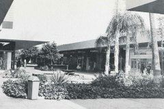 0013-1961-riv-plaza-001a-1000