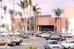 0026-1980s-riv-plaza-001a-800