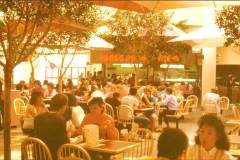 0033-1980s-riv-plaza-interior-004a-800
