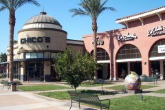 0035-riv-2008fn-08-plaza-020-800
