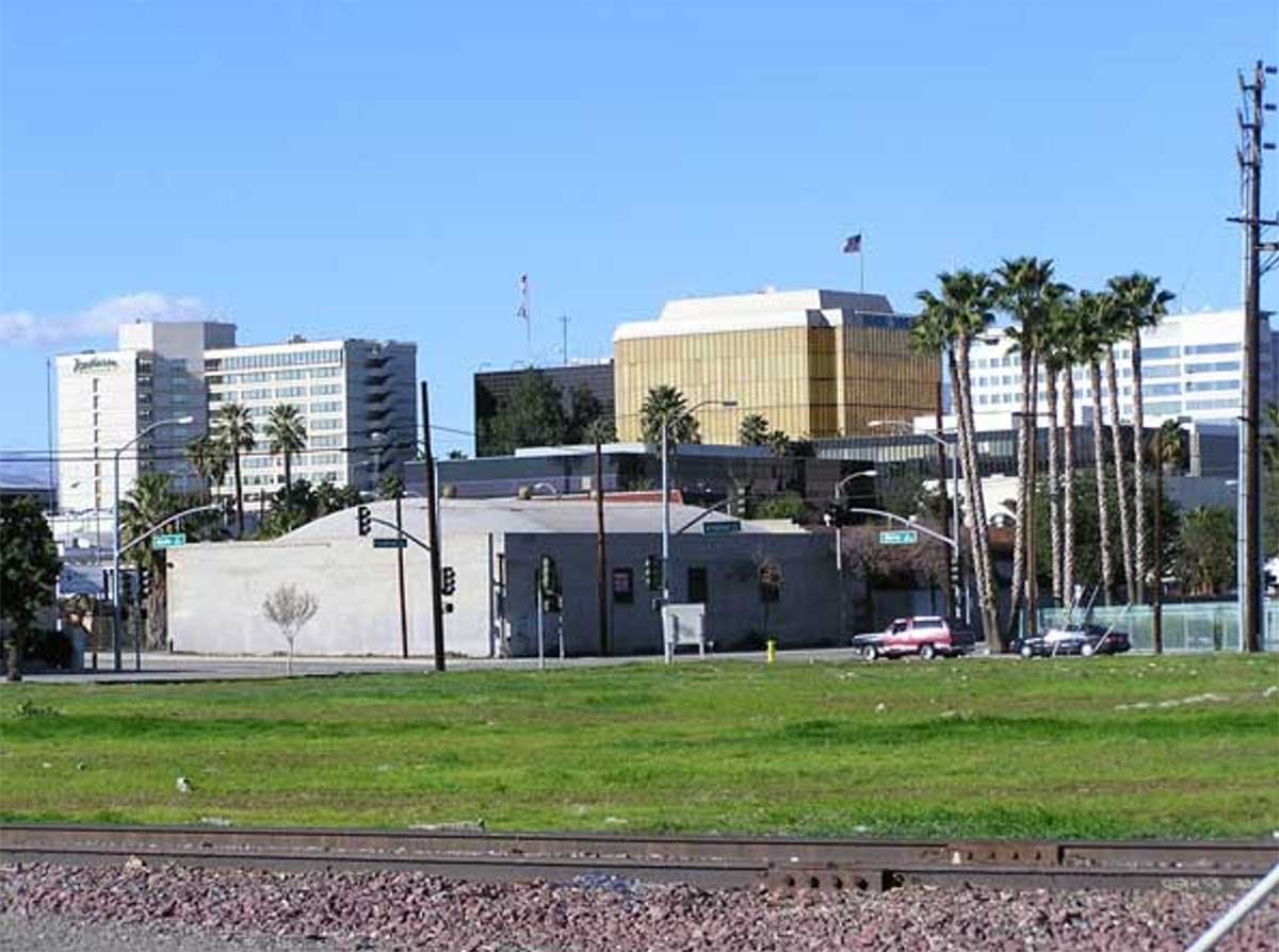 2004 - Downtown San Bernardino (RXSQ)