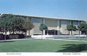 Circa 1980s - Postcard of Central Library (RXSQ collection)