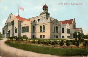 Circa 1910 - Riverside High School in downtown (RXSQ)