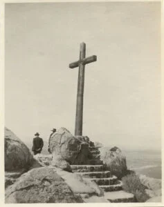Circa 1915 - The 1907 wooden version of the Serra Cross atop Mount Rubidoux (RXSQ)