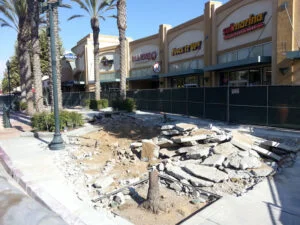 Aug. 2013 - Plaza revitalization (RXSQ)