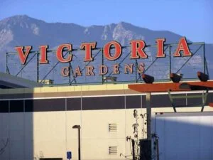 2004 - Victoria Gardens in Rancho Cucamonga (RXSQ)