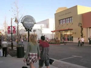 2004 - Victoria Gardens in Rancho Cucamonga (RXSQ)