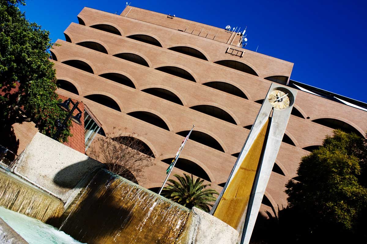 2012 - City Hall and clock tower fountain (RXSQ)